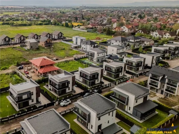 Casă 4 camere Brașov - poza 43