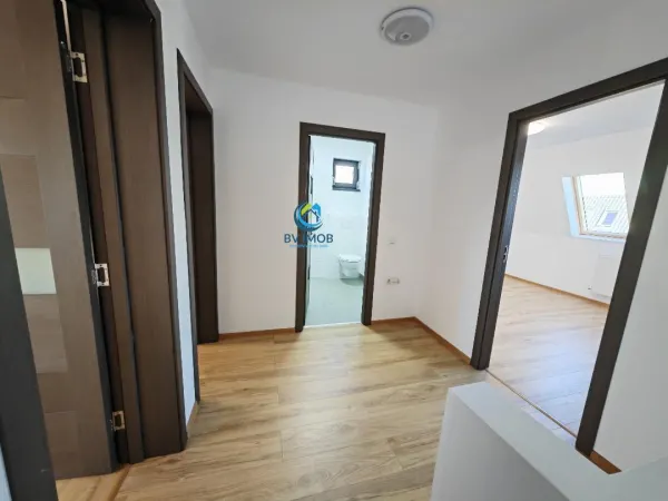 Casă 4 camere Tărlungeni - poza 18