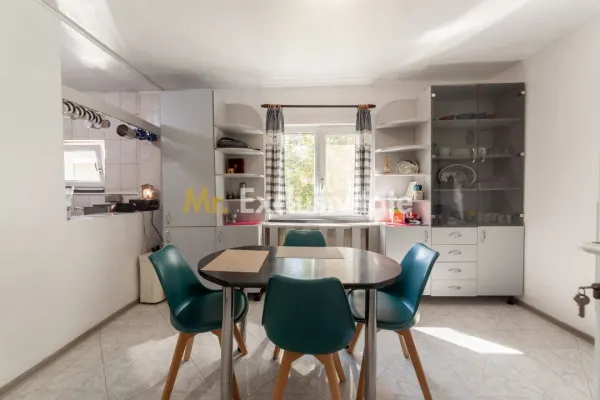 Casă 6 camere Darmanesti - poza 13