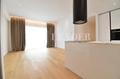 Apartament 3 camere București - poza 2