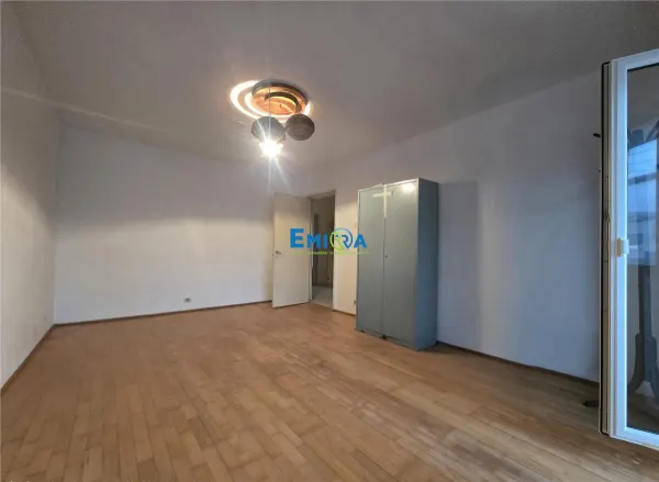Apartament 3 camere Bacău - poza 2