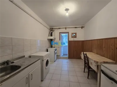 Apartament 3 camere Bacău - poza 4