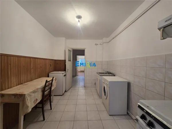 Apartament 3 camere Bacău - poza 5
