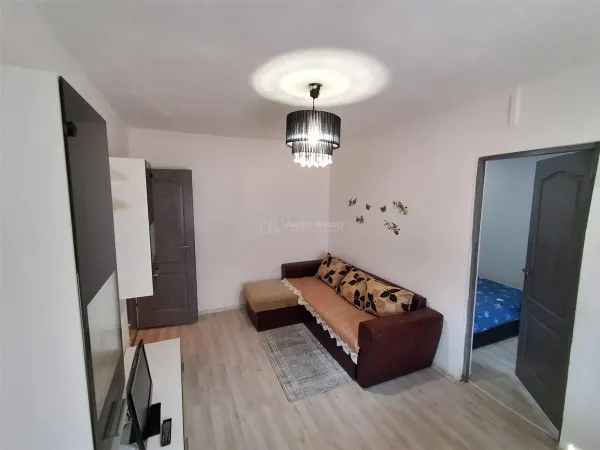 Apartament 2 camere Reșița - poza 3