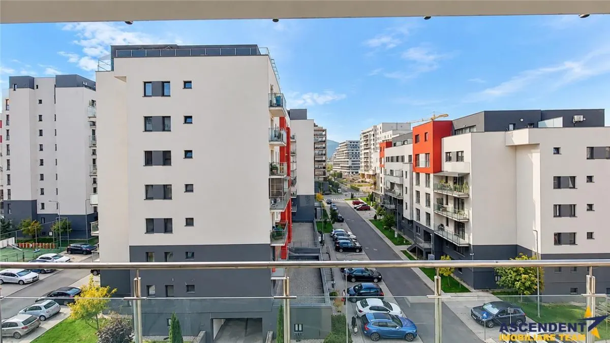 Apartament 3 camere Brașov - poza 1