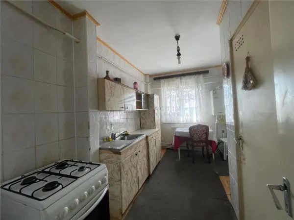 Apartament 4 camere Suceava - poza 11