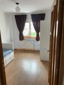 Apartament 4 camere București - poza 2