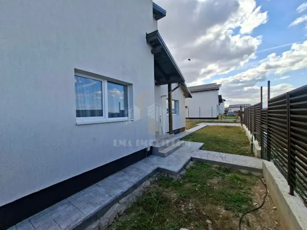 Casă 3 camere Sânpetru - poza 18