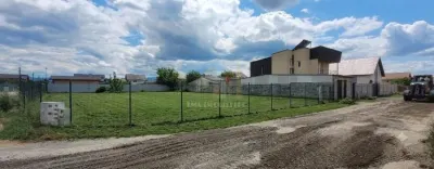 Teren intravilan Harman Brasov cu autorizație de construire - Harman