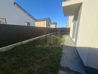 Casă 4 camere Sânpetru - poza 3