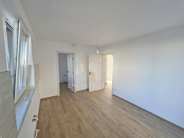Casă 4 camere Sânpetru - poza 9