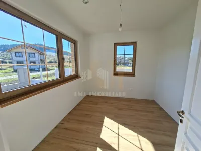 Casă 5 camere Sânpetru - poza 14