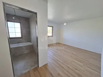 Casă 5 camere Sânpetru - poza 8