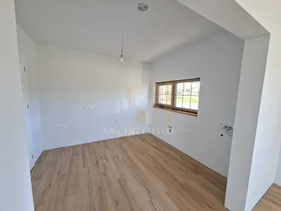Casă 5 camere Sânpetru - poza 10