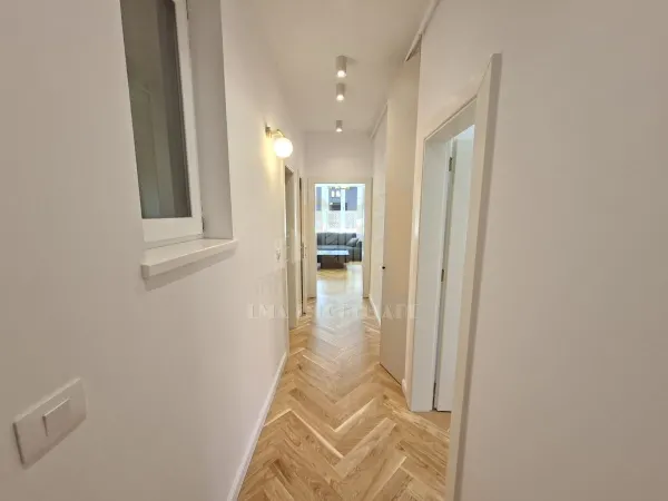 Apartament 3 camere Brașov - poza 2