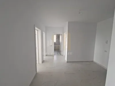 Apartament 3 camere Sânpetru - poza 3