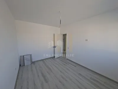 Apartament 3 camere Sânpetru - poza 4