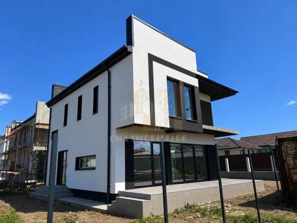 Casă 4 camere Tărlungeni - poza 4