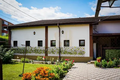 Casă 10 camere Lunca Calnicului - poza 2