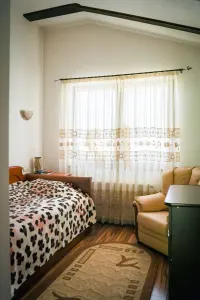Casă 10 camere Lunca Calnicului - poza 46