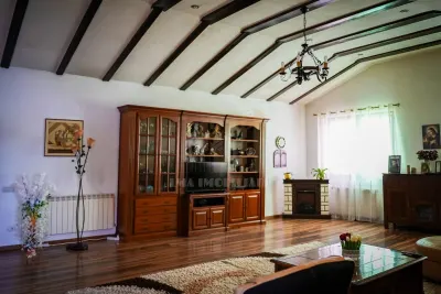 Casă 10 camere Lunca Calnicului - poza 48