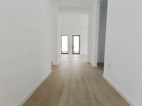 Casă 4 camere Moșnița Nouă - poza 3