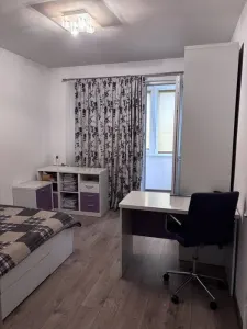 Apartament 3 camere Oradea - poza 8