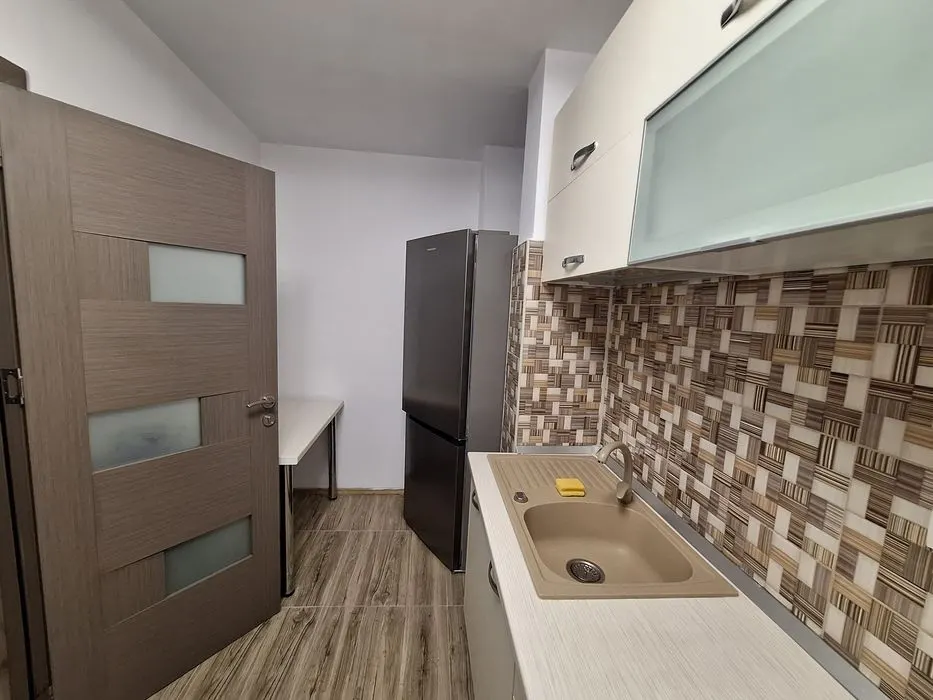 Apartament 3 camere București - poza 1