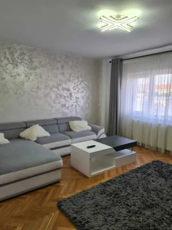Apartament 4 camere Craiova - poza 1