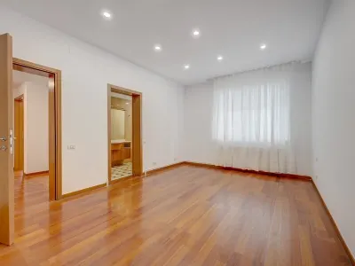 Apartament 4 camere București - poza 13