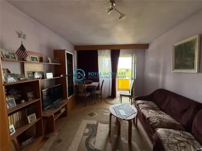 Apartament 3 camere Ploiești - poza 2