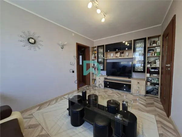 Apartament 3 camere Brașov - poza 2