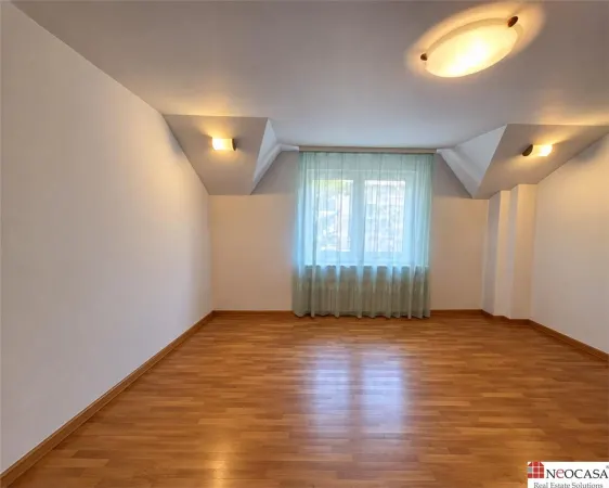 Casă 7 camere București - poza 21