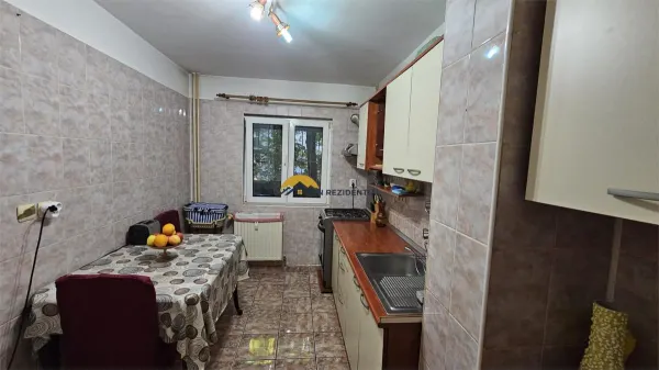 Apartament 4 camere București - poza 12