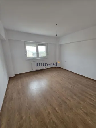 Apartament 4 camere Satu Mare - poza 2