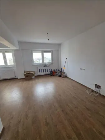 Apartament 4 camere Satu Mare - poza 4