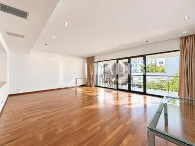 Apartament spatios 4 Camere | Zona Dorobanti - Caragiale || Parcare garaj - Bucuresti