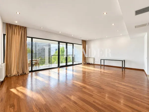 Apartament 4 camere București - poza 2