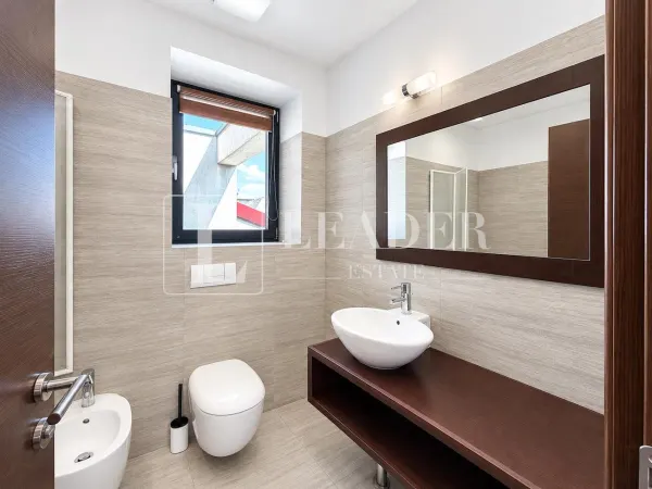 Apartament 4 camere București - poza 16