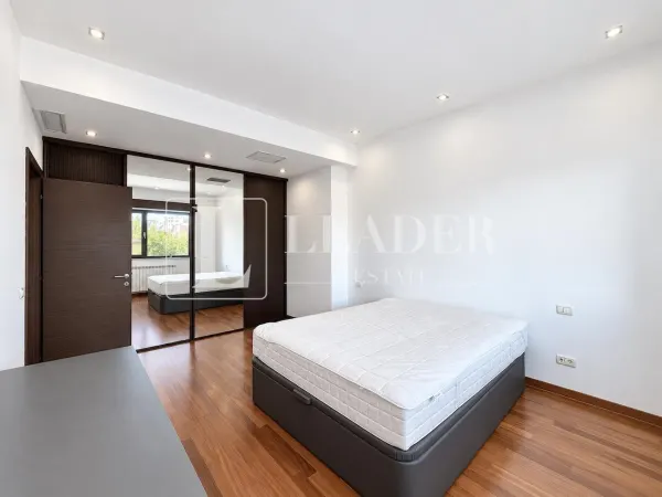 Apartament 4 camere București - poza 19