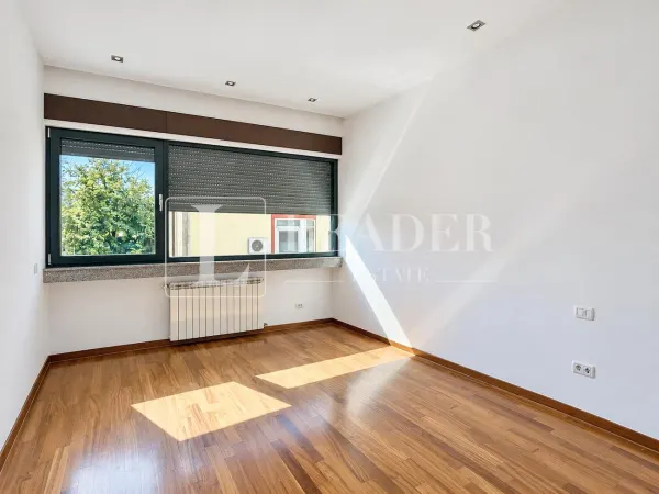 Apartament 4 camere București - poza 22