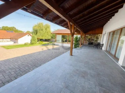Casă 16 camere Diosig - poza 3