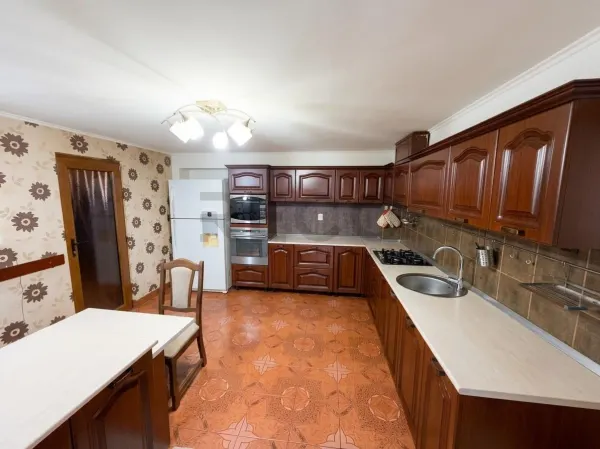 Casă 16 camere Diosig - poza 38