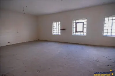 Casă 8 camere Târgu Secuiesc - poza 2