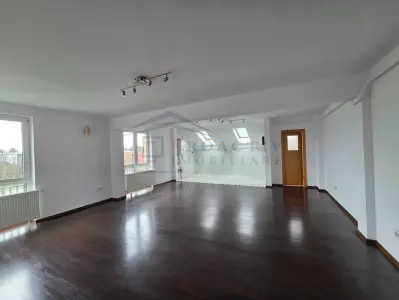 Apartament 3 camere Șcheia - poza 3