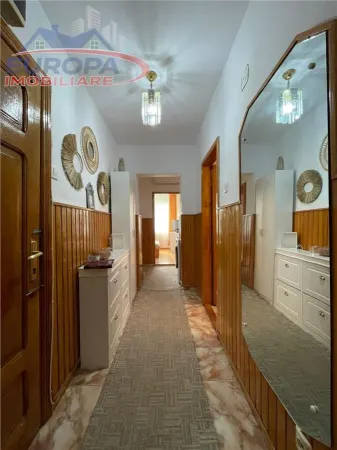 Apartament 3 camere Tulcea - poza 4