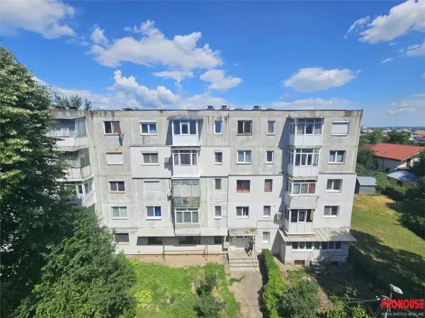 Apartament 2 camere Bacău - poza 1