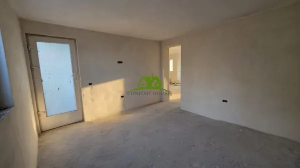Casă 5 camere Slavitesti - poza 11