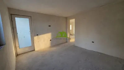 Casă 5 camere Slavitesti - poza 11