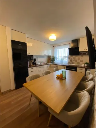 Apartament 3 camere Oradea - poza 1